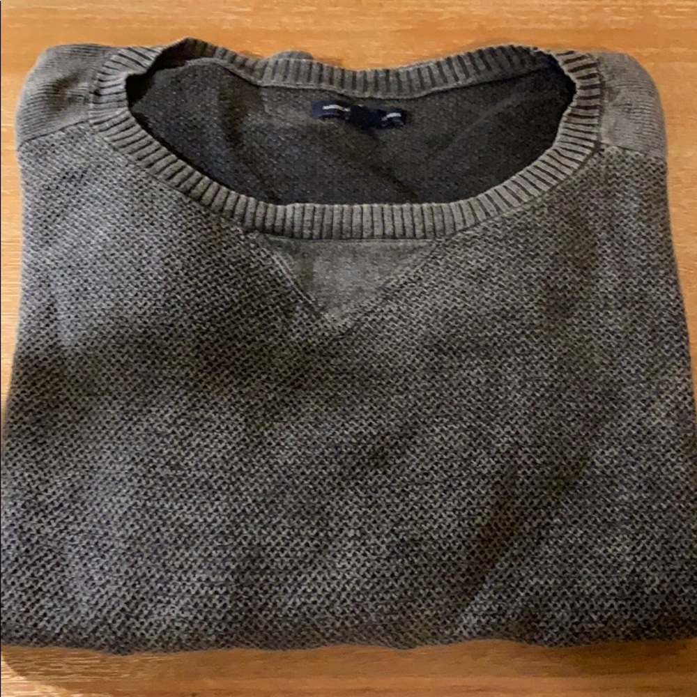 American eagle sweater